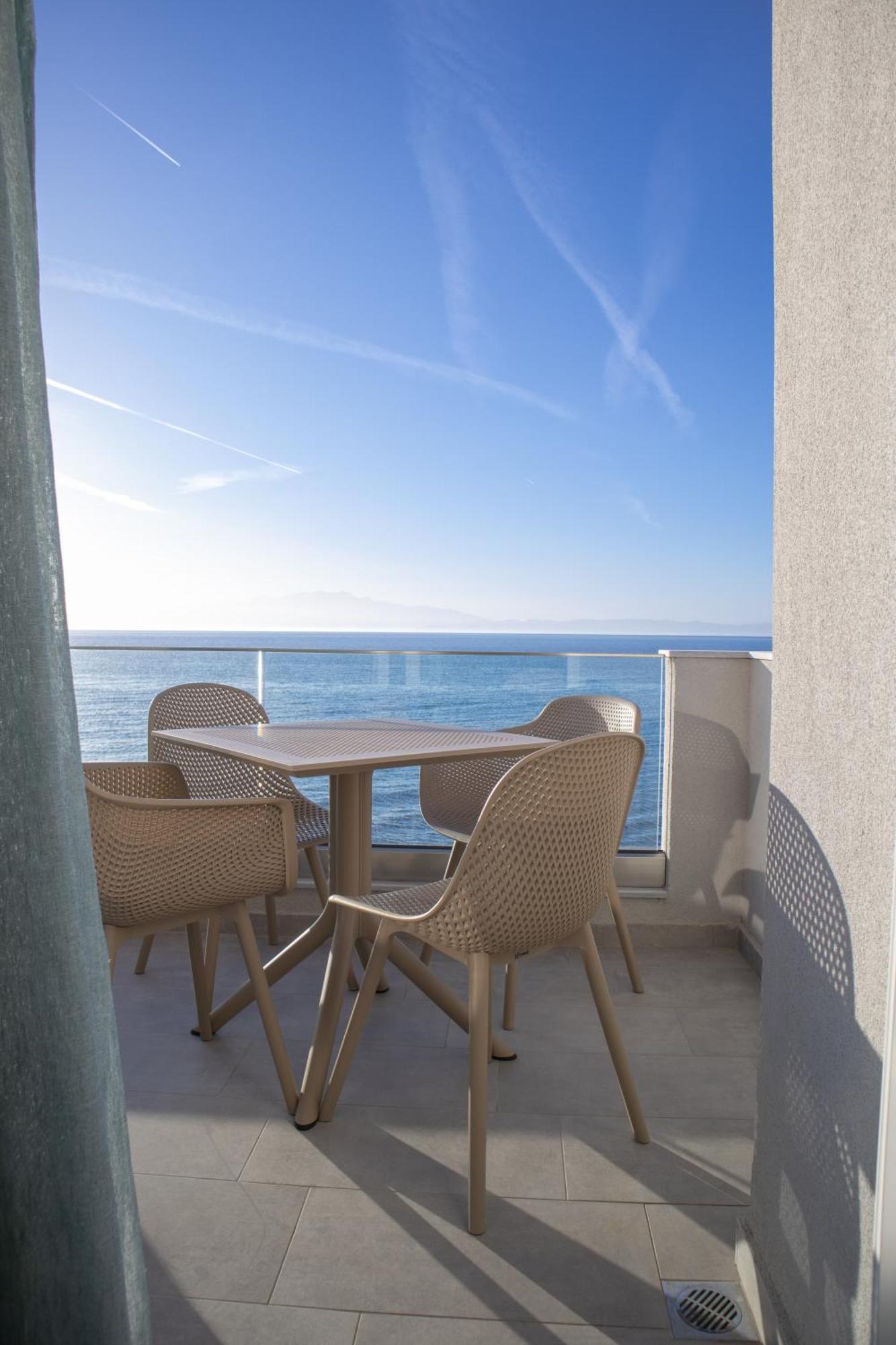 Olive & Sea Luxury Suites Skala Sotiros Eksteriør bilde