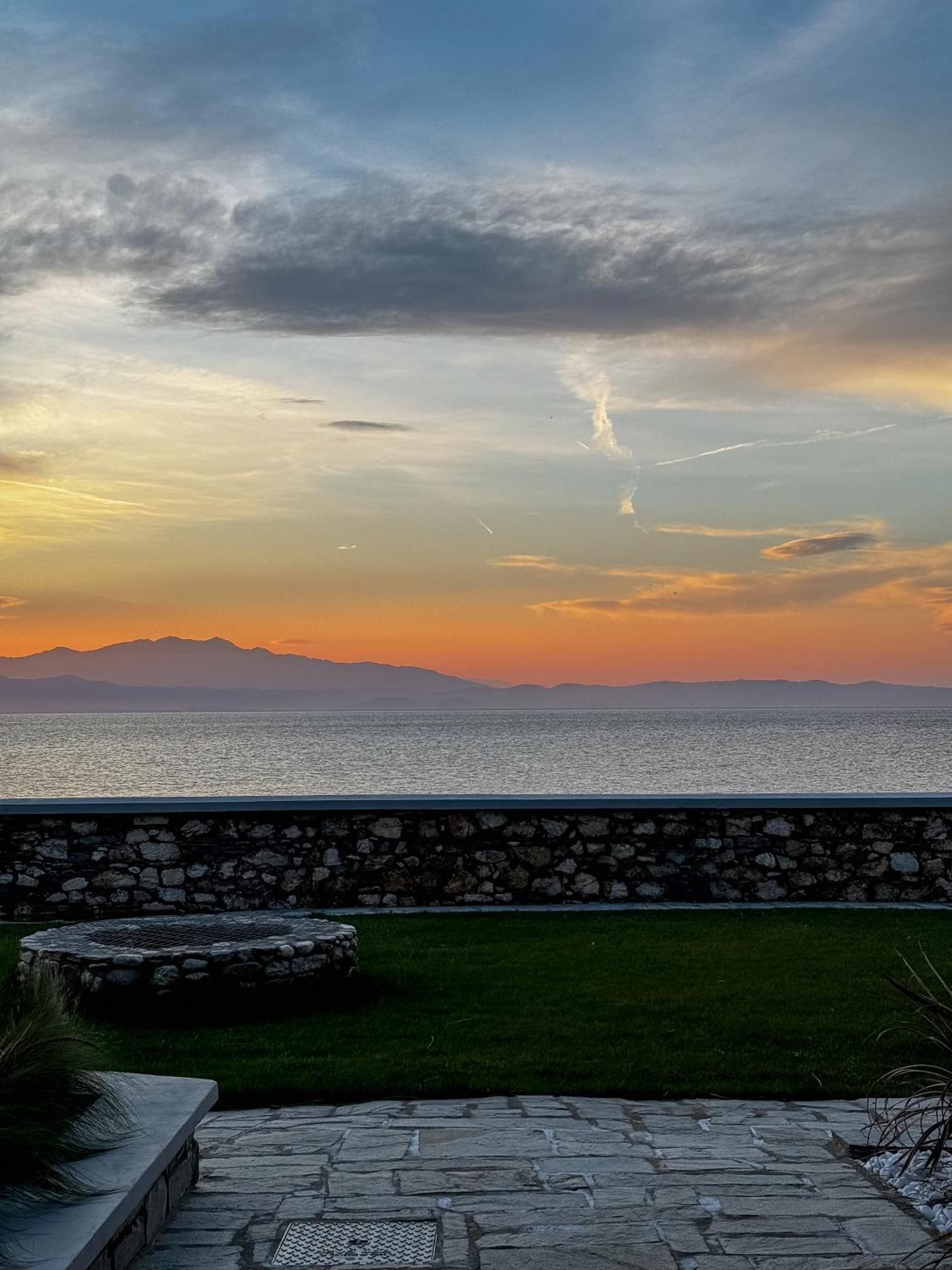 Olive & Sea Luxury Suites Skala Sotiros Eksteriør bilde